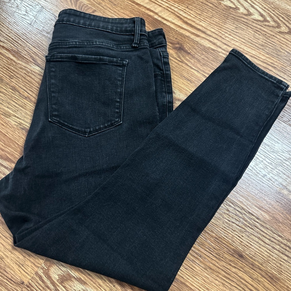 Old Navy High Rise Super Skinny Black Jeans Size 16